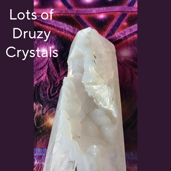 White Druzy Agate Tower - Picture 2 of 7
